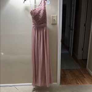 Elegant One-Shoulder Pink Lace Gown